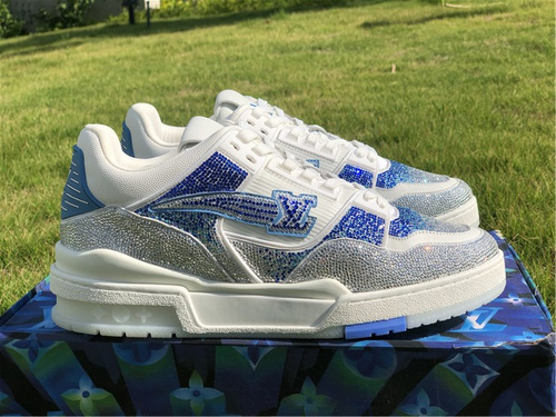 _version_ middle and high-quality LV alliance_ white and blue color diamond color matching_ full code shipment 38--45-f3ee5da2